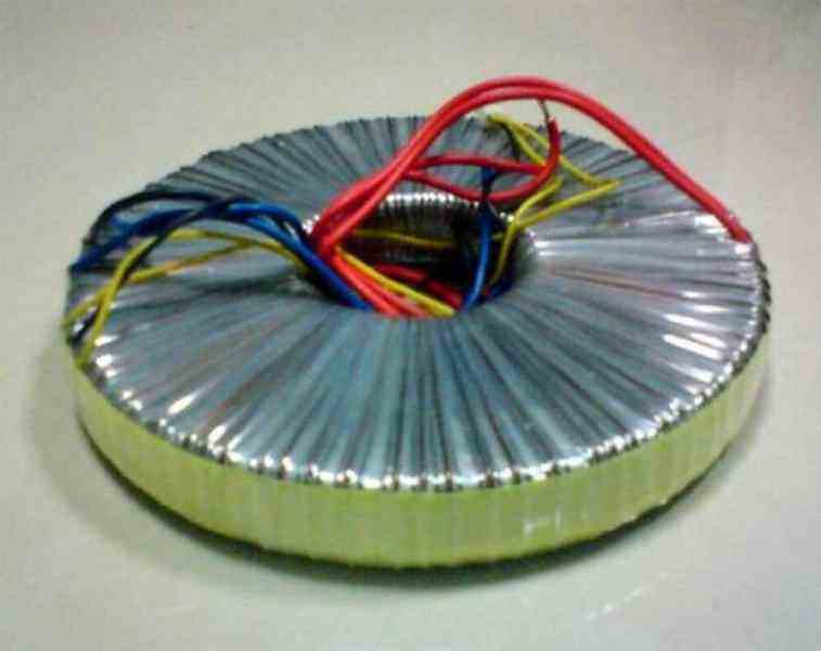 機(jī)床用環(huán)形變壓器