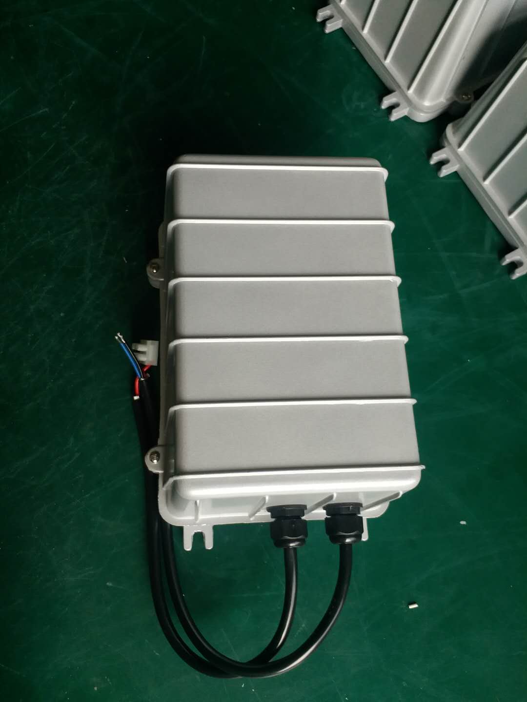 防水應(yīng)急電源鑄鋁殼